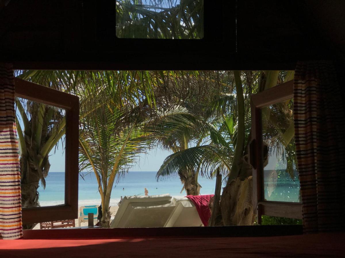 Chavez Eco Beach Camping And Cabanas Tulum Eksteriør bilde