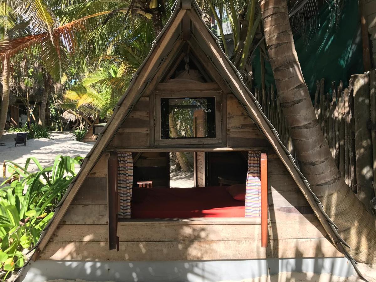 Chavez Eco Beach Camping And Cabanas Tulum Eksteriør bilde
